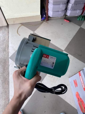 Máy cắt đá 1240W DCA AZE02-110 xsafe