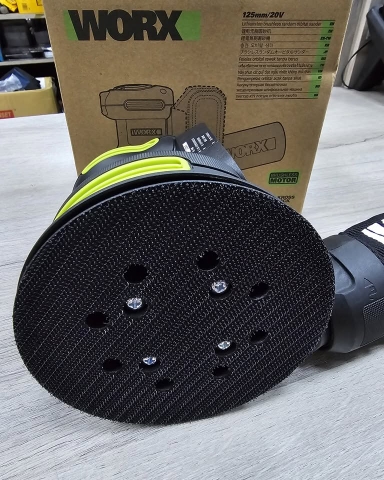Máy chà nhám rung dùng pin 20V Worx WU657.9 (Chưa Pn & Sạc)