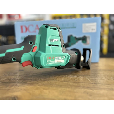 Máy Cưa Kiếm Không Chổi Than Dùng Pin DCA ADJF22DM