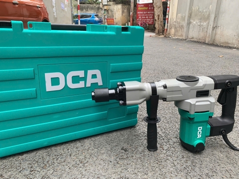 Máy đục bê tông 1350W DCA AZG06-6