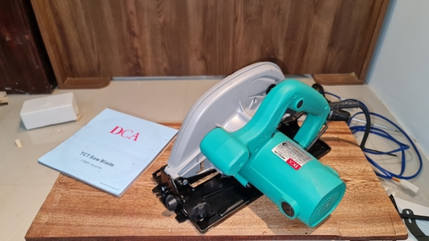 Máy cưa đĩa tròn 1400W DCA AMY03-185 xsafe