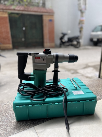 Máy khoan (đục) DCA AZC03-26B