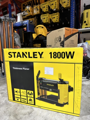 Máy Bào Cuốn Để Bàn Động Cơ Gắn Liền Stanley STP18-B1