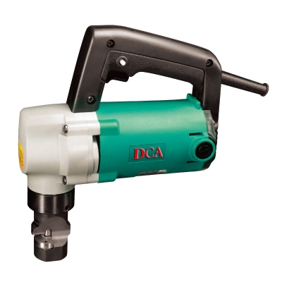 Máy cắt rãnh tôn 620W DCA AJH32