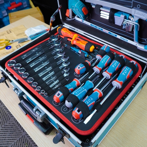 Bộ đồ nghề vali kéo 147 chi tiết Total THKTHP21476