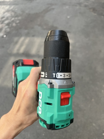 Máy khoan/ khoan động lực không chổi than dùng pin DCA ADJZ2060iADM