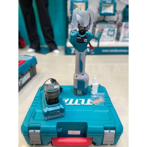 Máy Cắt Cành Dùng Pin 16V Total TSSLI162582