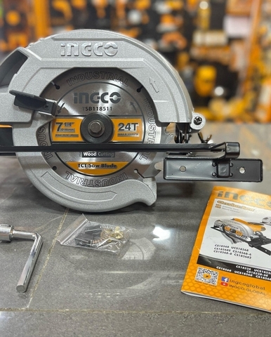 Máy cưa đĩa tròn 1600W INGCO CS18568