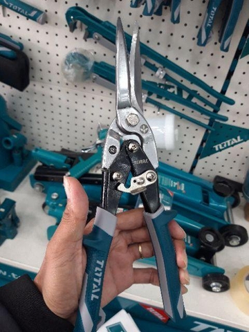 Kéo cắt tôn mũi dài TOTAL THT525106 chi tiết