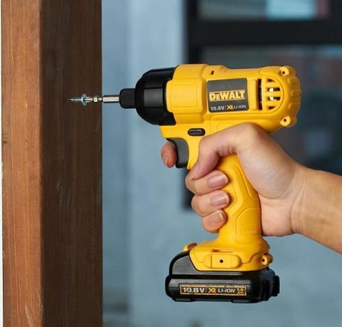 Máy Vặn Vít Động Lực Dùng Pin Dewalt DCF805C2A-B1
