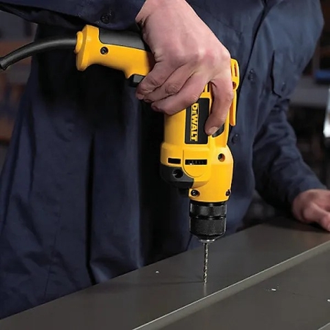 Máy Khoan Sắt Dewalt DWD014-B1 10mm