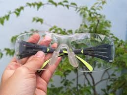 Kính Bảo Hộ 3M™ Securefit™ SF301AF