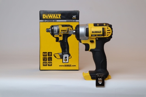 Máy siết bulong cầm tay DEWALT DCF880N dùng pin 18V