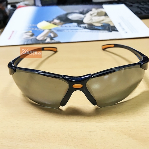 Kính bảo hộ Kings KY314B Chống Bụi, UV, Đọng Sương, Trầy