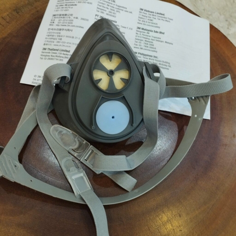 Mặt Nạ Phòng Độc 3M - 3100/ 3200