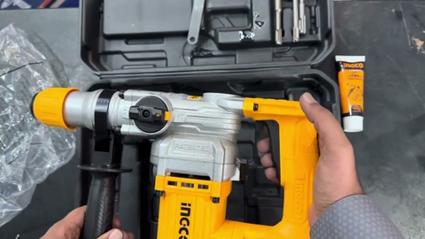 Máy Khoan Đục 1050W-26mm INGCO RH10506