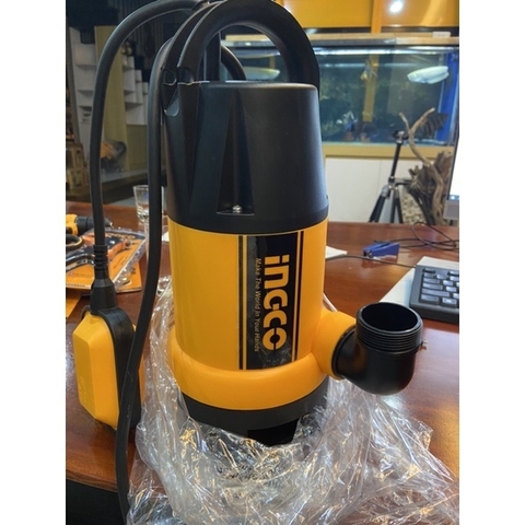 MÁY BƠM CHÌM NƯỚC TSẠCH INGCO 750W SPD7508 rẻ