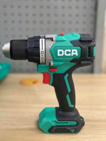 Máy khoan không chổi than dùng pin DCA ADJZ06-13Z