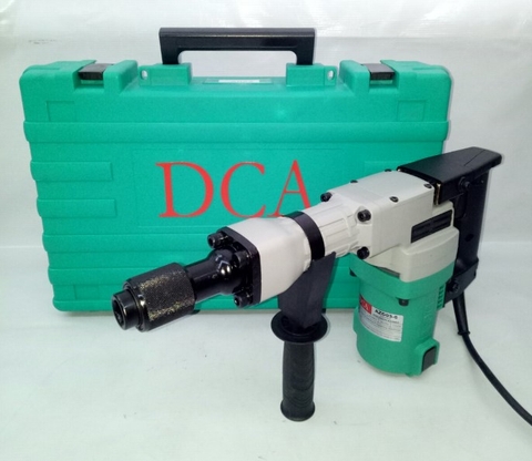 Máy đục bê tông 1050W DCA AZG05-6