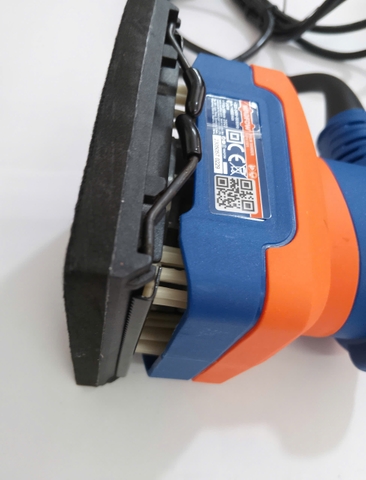 Máy chà nhám vuông 240W WadFow WFA1501