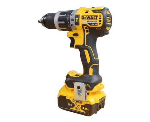 Máy khoan động lực dùng pin DeWALT 18V DCD796M2-B1 (SET 2 pin 4Ah+sạc+vali)