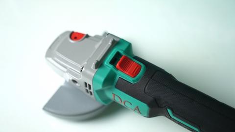 Máy mài góc dùng pin 20V không chổi than DCA ADSM03-125Z