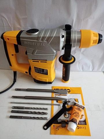 Máy khoan đục 1800W INGCO RH18008