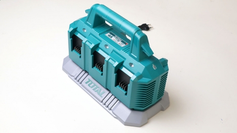 Sạc 6 Cổng Dùng Pin Lithium-ion 20V P20S Total TFCLI2064