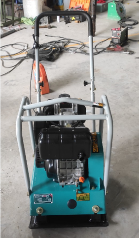 Máy đầm nén nền bê tông dùng dầu 4.5KW TP7125-4 chính hãng