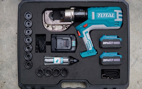 Máy ép đầu cos dùng pin TOTAL TCTLI2002 rẻ