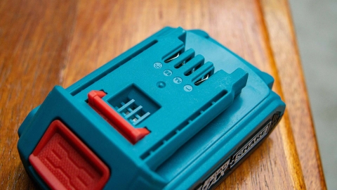 Pin Lithium 20V/2.0Ah TOTAL TFBLI2001