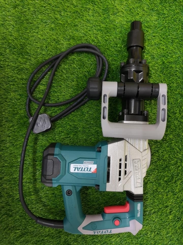 Máy đục bê tông 17mm 1300W Total TH213006