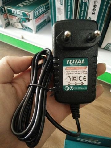 Sạc Pin 18V Total TOCLI228180 giá rẻ