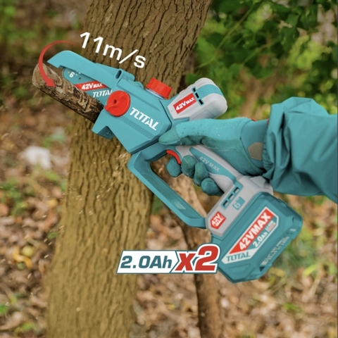 Máy cắt cành/ cưa gỗ không chổi than dùng pin 42V Total TGSLI42681