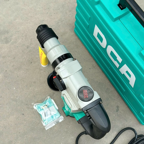 Máy khoan (đục) DCA AZC03-28