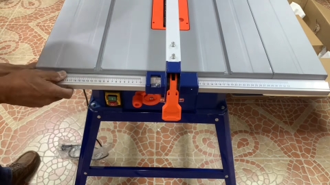 Máy Cưa Bàn 1500W WADFOW WTS1A1500