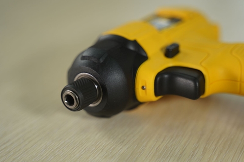 Máy Vặn Vít Động Lực Pin Dewalt DCF805C2 10.8V