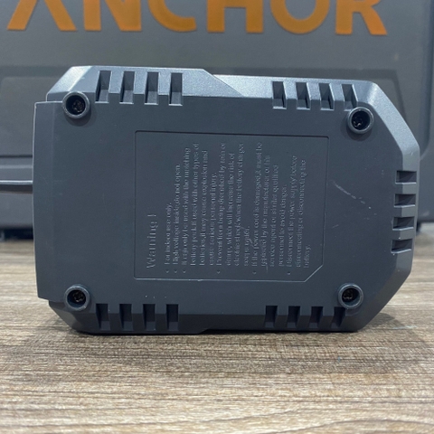 Sạc M20 – 20V Anchor Yamasu ANCHOR-CHARGER-20V