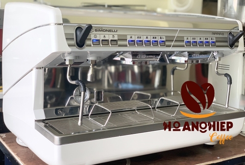 Nuova Simonelli Appia II 2group Like New 98%