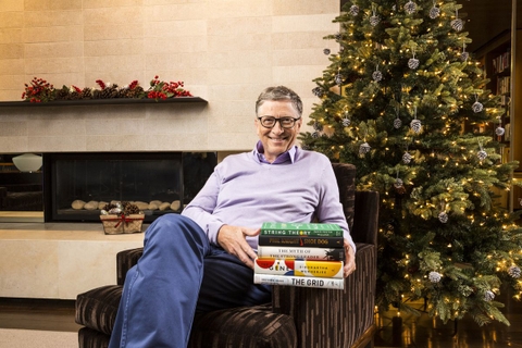 Bill Gates và 5 cuốn sách đáng nhớ nhất đối với ông trong năm 2017, hai trong số đó là từ tác giả gốc Việt