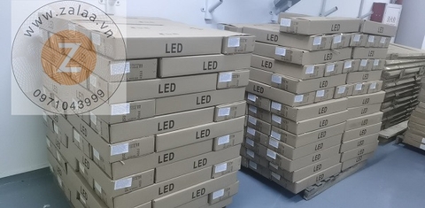 Quy trình đóng gói, vận chuyển Đèn Đường Năng Lượng Mặt Trời dự án từ xưởng tới các công trình ZALAA Lighting trên khu vực Đông Nam Á