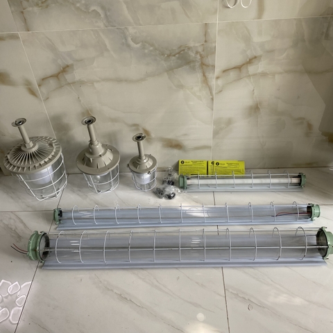 Máng đèn tuyp led chống nổ đôi 0,6mx2 18W