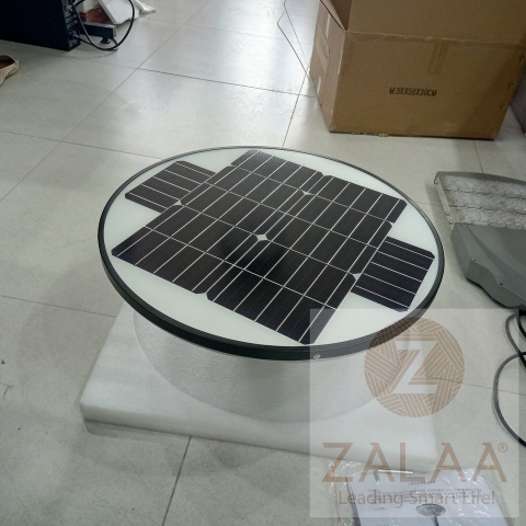 Đèn công viên mẫu mới hiện đại sử dụng năng lượng mặt trời dành cho Resort; Villa; Golf