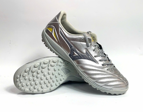 Mizuno Morelia Neo IV Pro TF