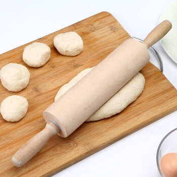 Chày cán bột gỗ trục xoay