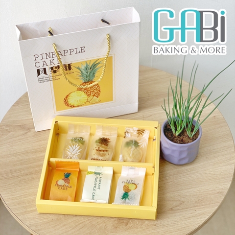 Túi hộp đựng 8 bánh dứa màu vàng