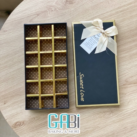 Hộp đựng socola 18 viên Sweet Love