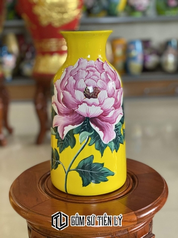 Lọ hoa dáng giỏ vẽ 3d màu vàng-BGD77