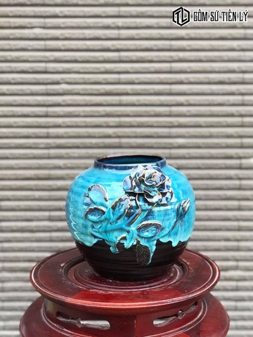 Bình hoa đắp nổi hút lộc- TLN01