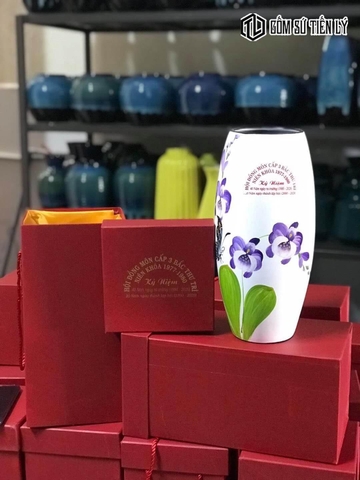 Lọ bình cao cấp làm quà cơ quan-GQT16